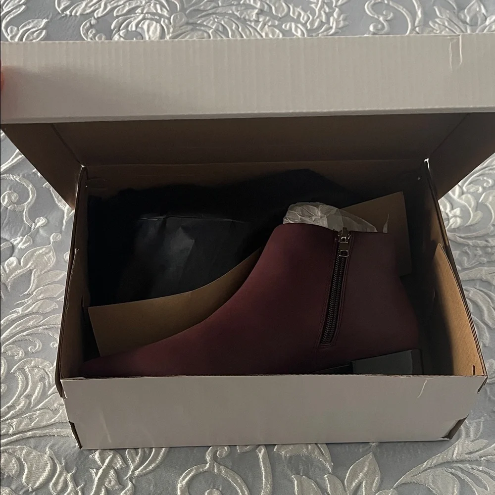 Ankle Boots - Burgandy by Vivienne Hu   -  Brand New - Picture 7 of 11